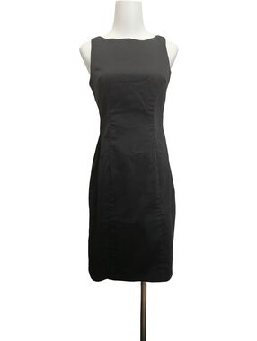 🐞🐞🐞 Classic Black Sleeveless Sheath Dress